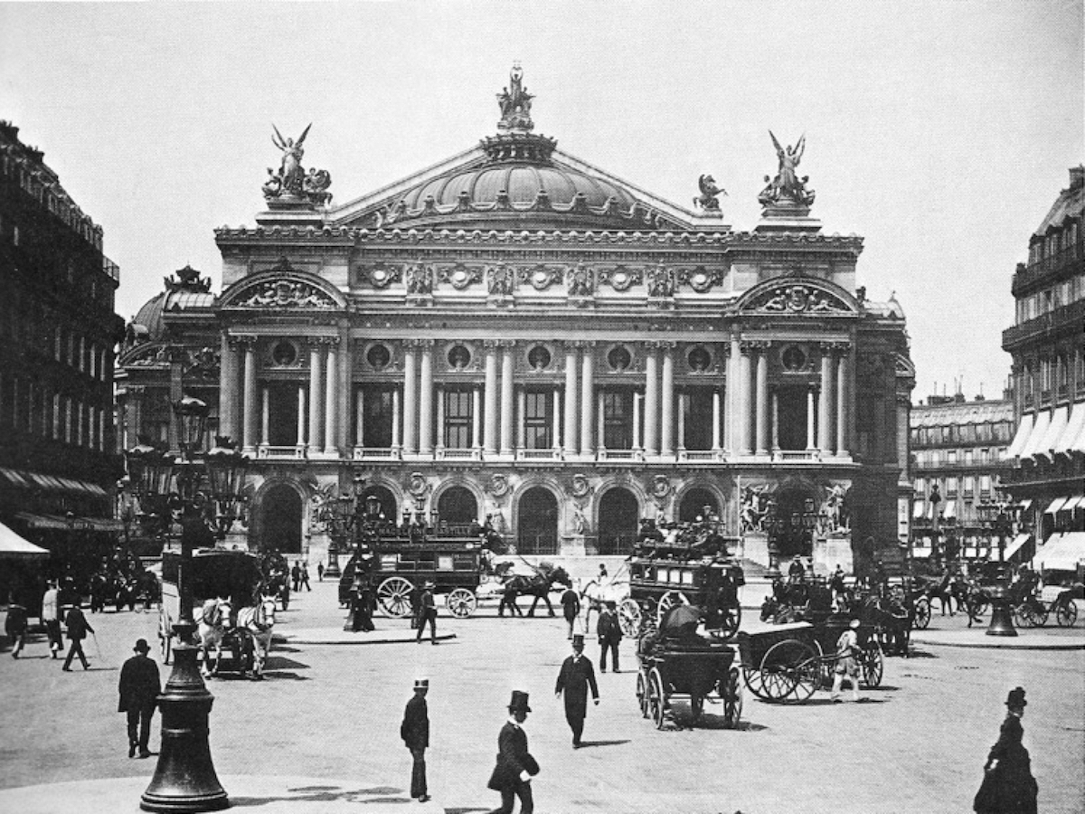 Avenue de l'Opéra, Paris photograph c. 1905