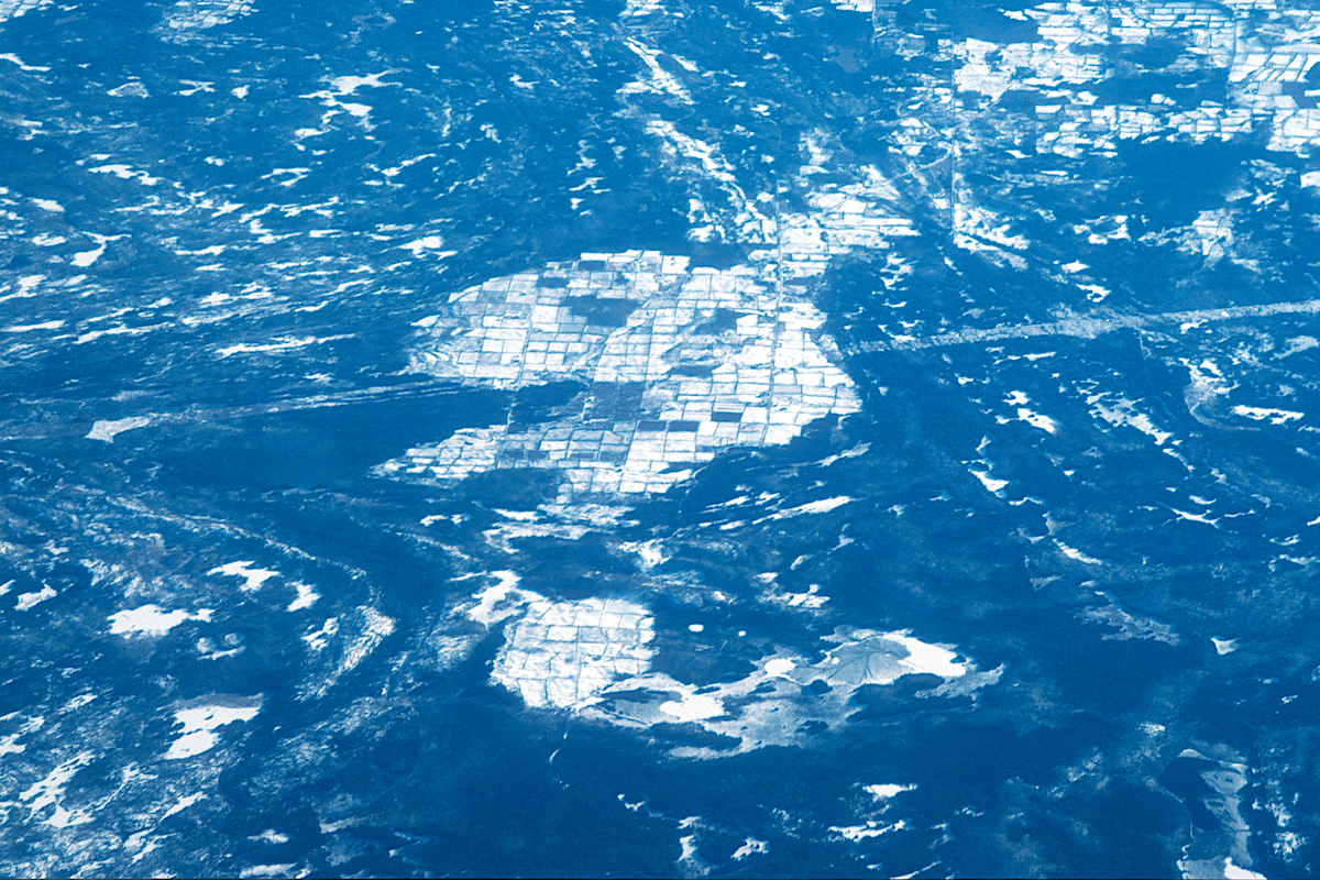 Aerial Views, Northern Canada photo Thomas Deckker 1997