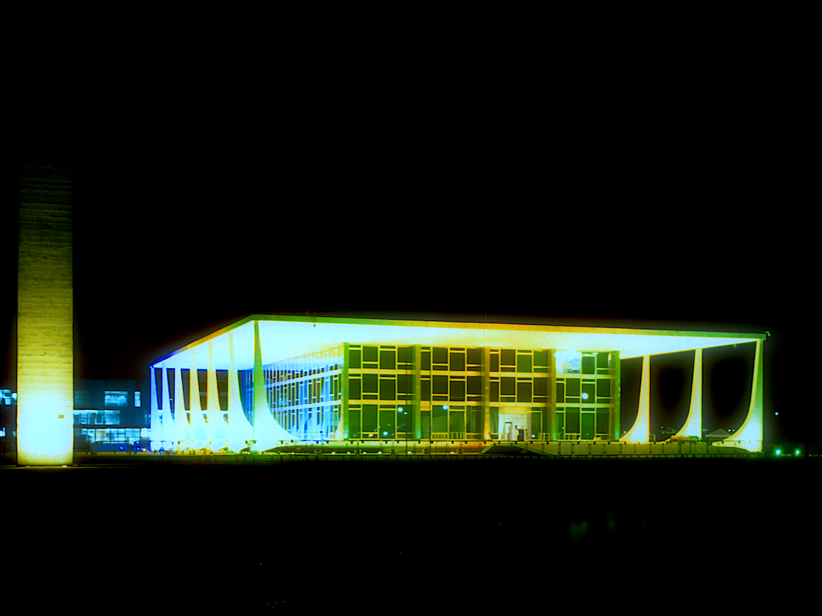 Tribunal Superior de Justiça, Praça dos Tres Poderes, Brasília photo © Thomas Deckker 2026