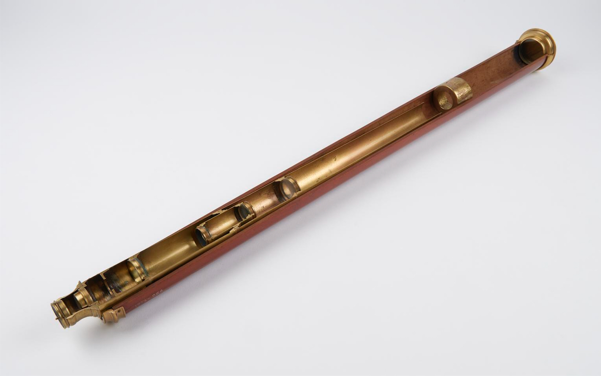 Sectioned (longitudinally) terrestrial refracting telescope Science Museum Group Collection 1917-49